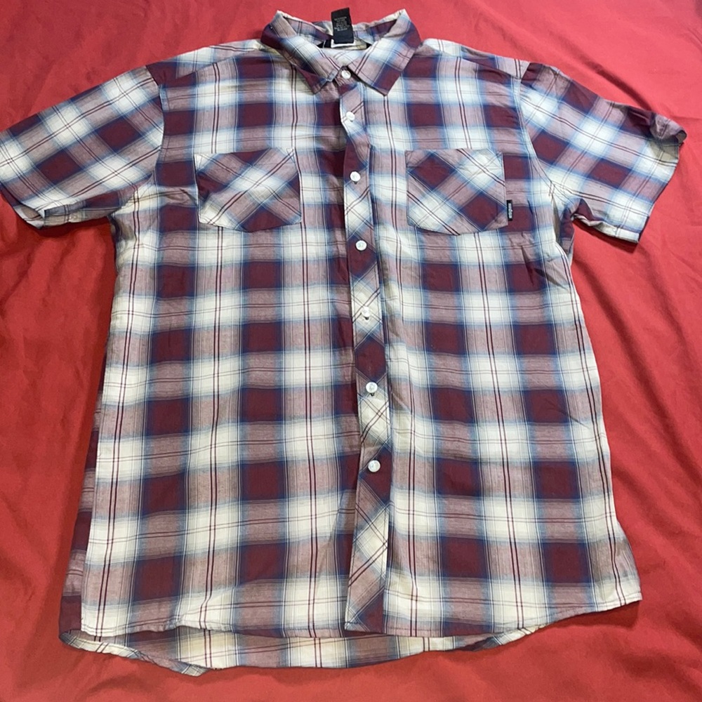 Ambiguous Plaid Short Sleeve Button Down Size Large